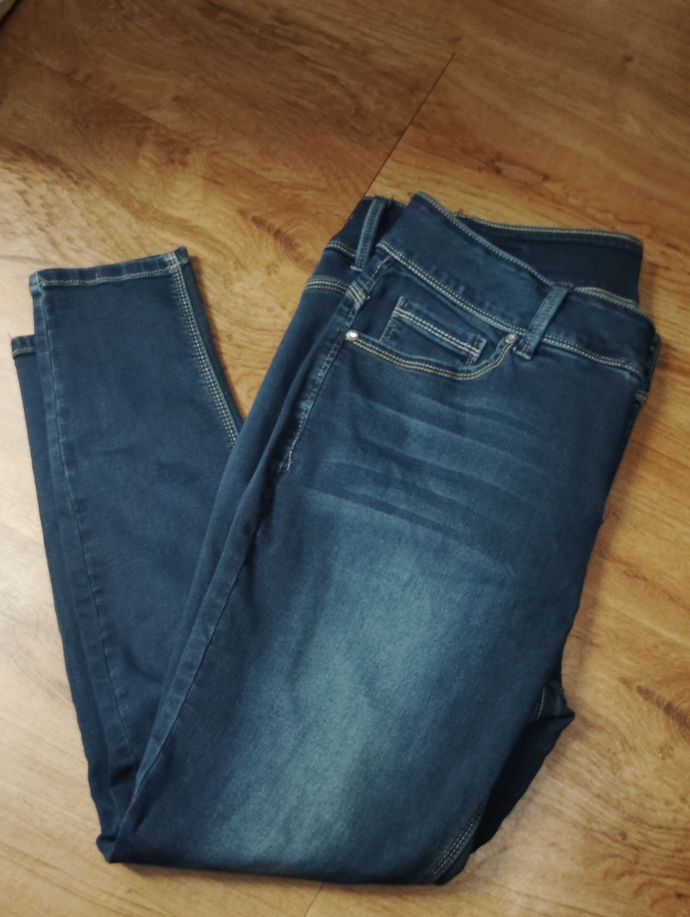 Women's Dark Indigo Stretch Skinny Jeans - Classic Fit